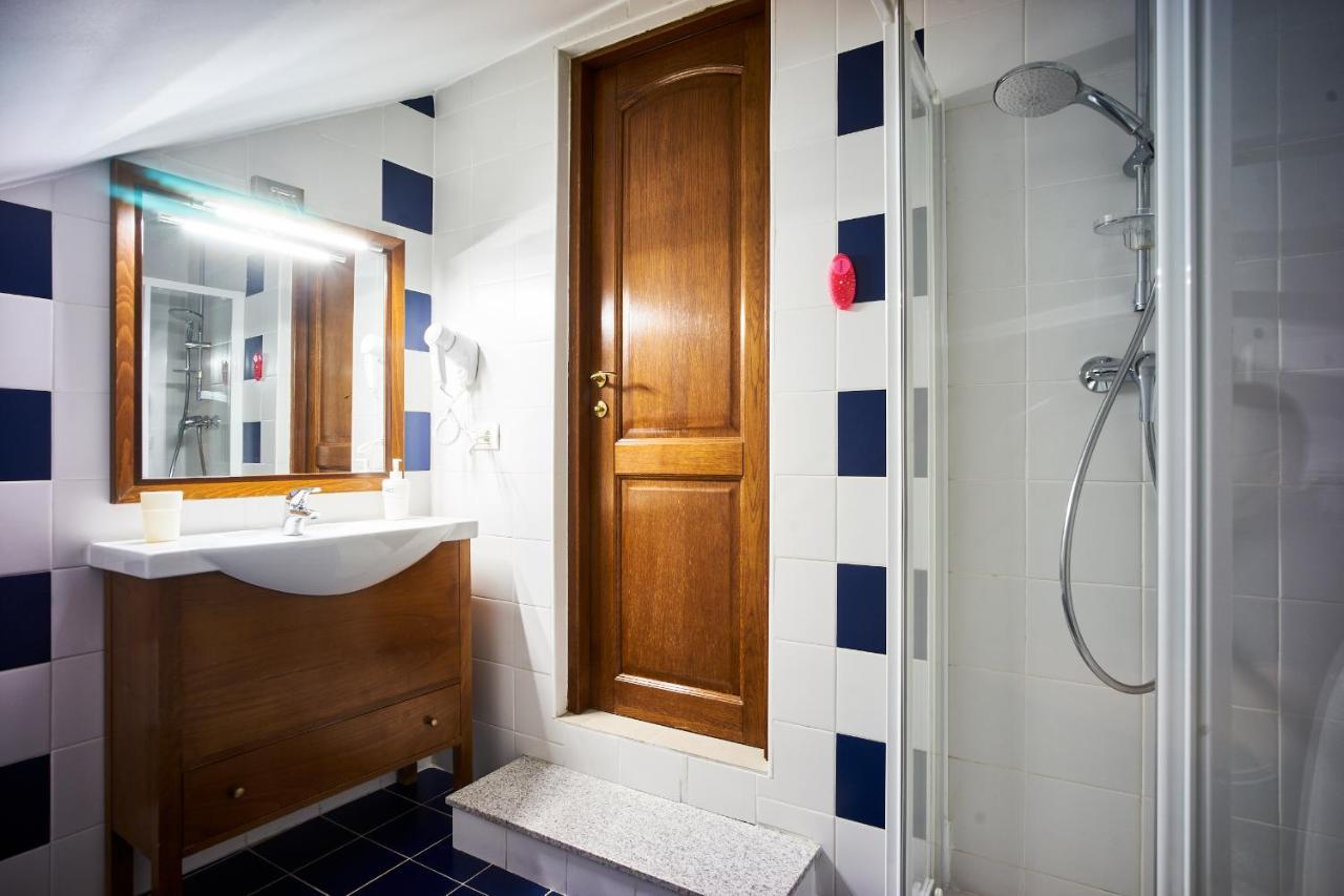 Cozy Attic Room VI Βουκουρέστι Εξωτερικό φωτογραφία
